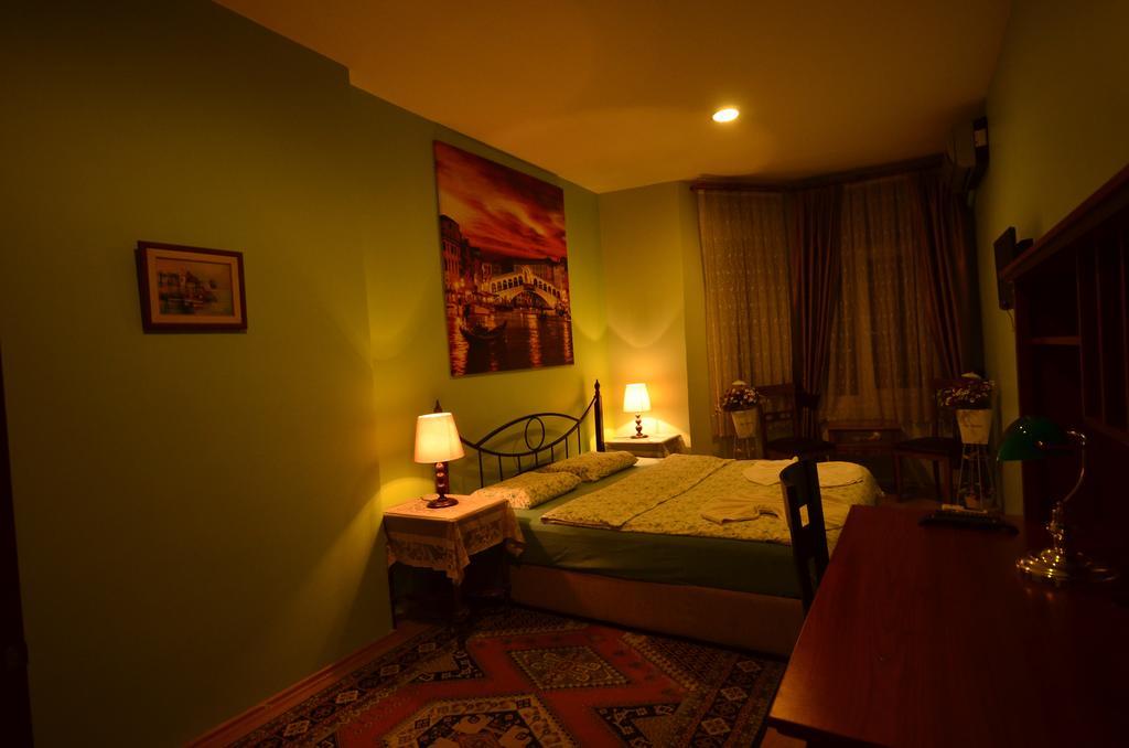 Station Hotel 34 اسطنبول الغرفة الصورة